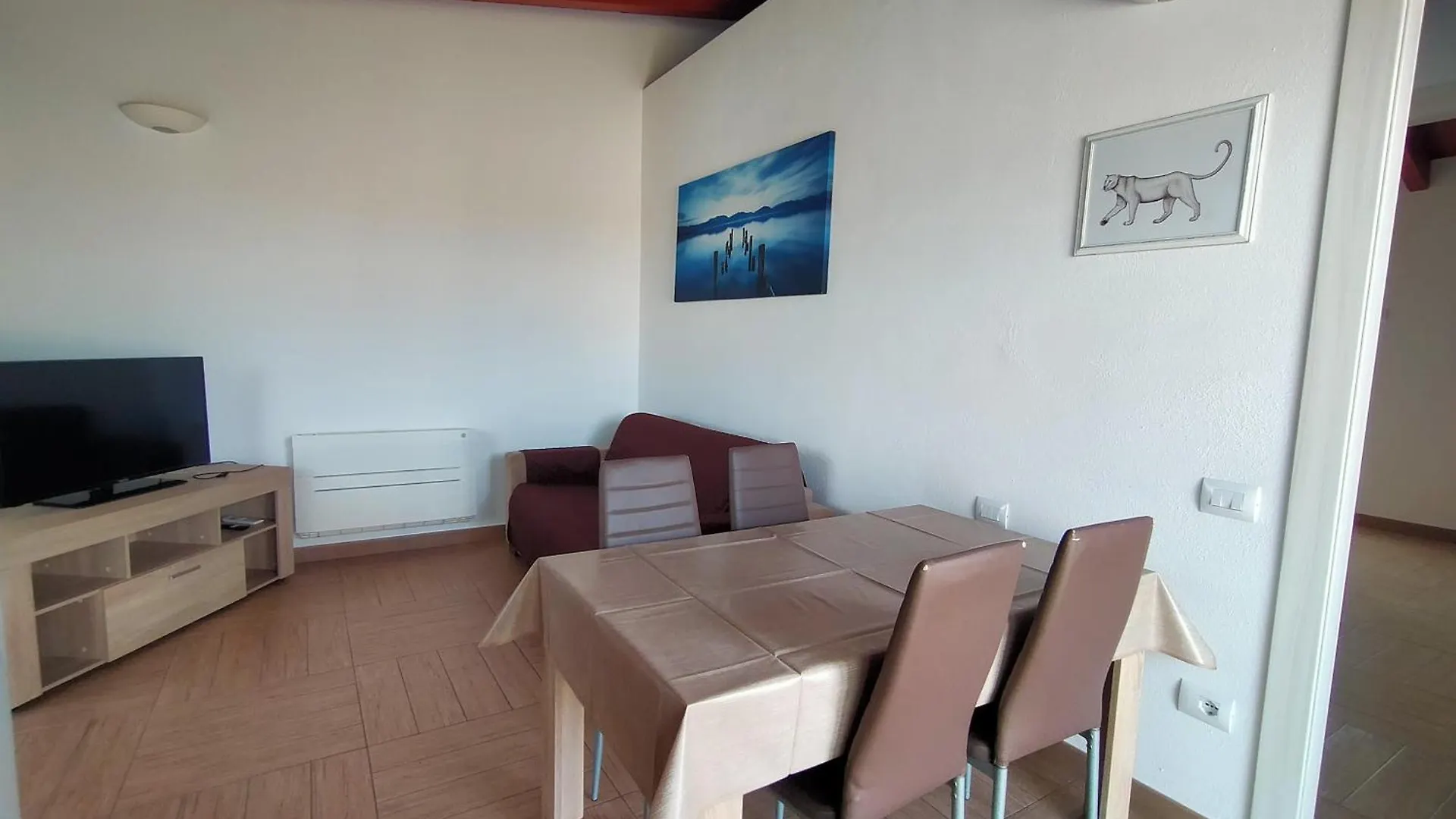 דירות Quartu SantʼElena Hoinsar